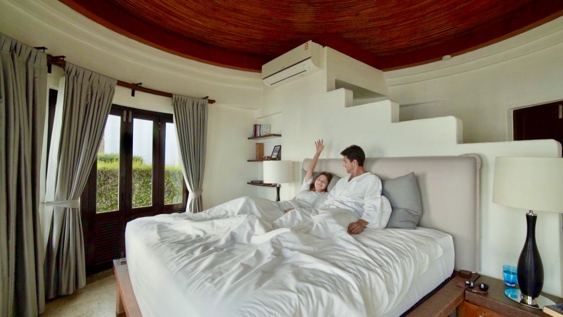 Morning in a sea-view room