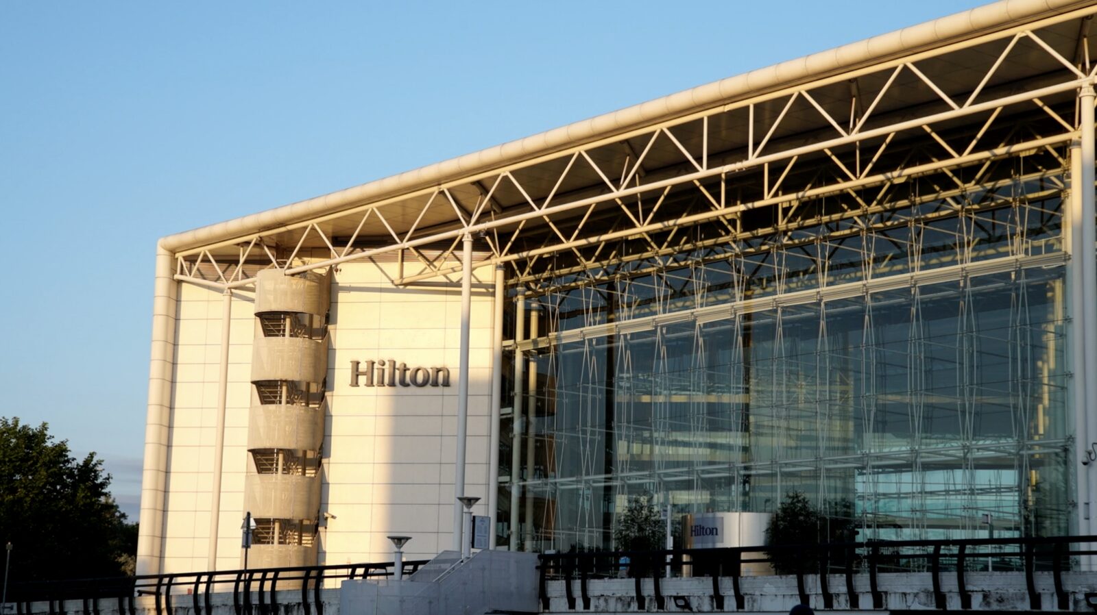 Hilton London Heathrow Airport film &mdash; Hotels Filmed